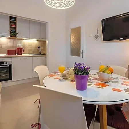 Ljubav Apartament Makarska